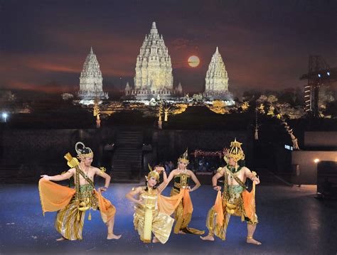 Pertunjukan Ramayana di Candi Prambanan
